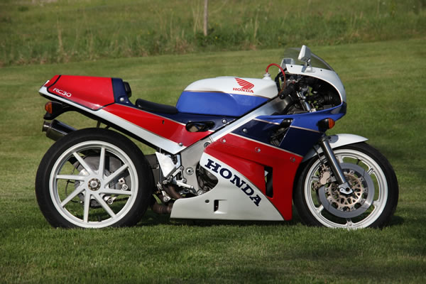 Honda rc30 #7